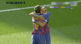 赛季关键生死卡位战：球星巅峰对决，一分之差定胜负